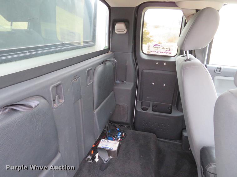 image for item DG3811 2010 Dodge Dakota Ext. Cab pickup truck