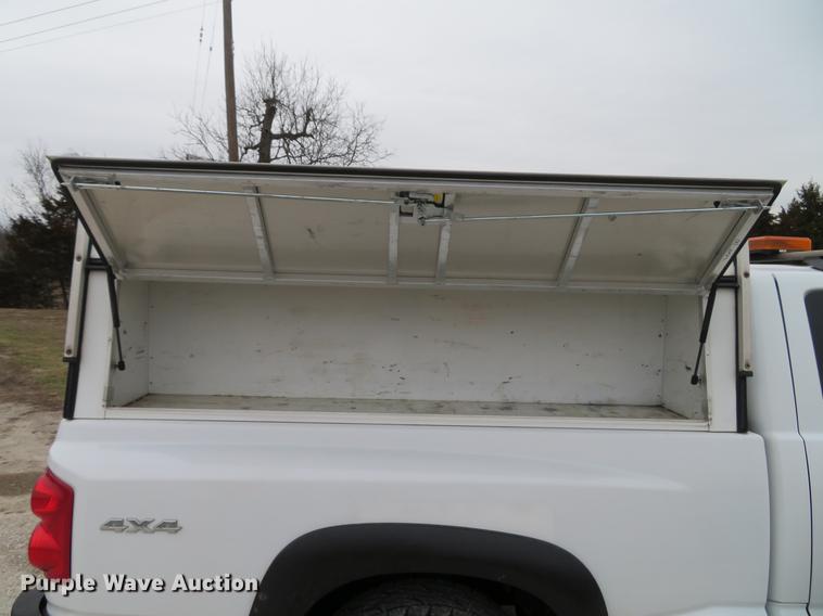 image for item DG3811 2010 Dodge Dakota Ext. Cab pickup truck