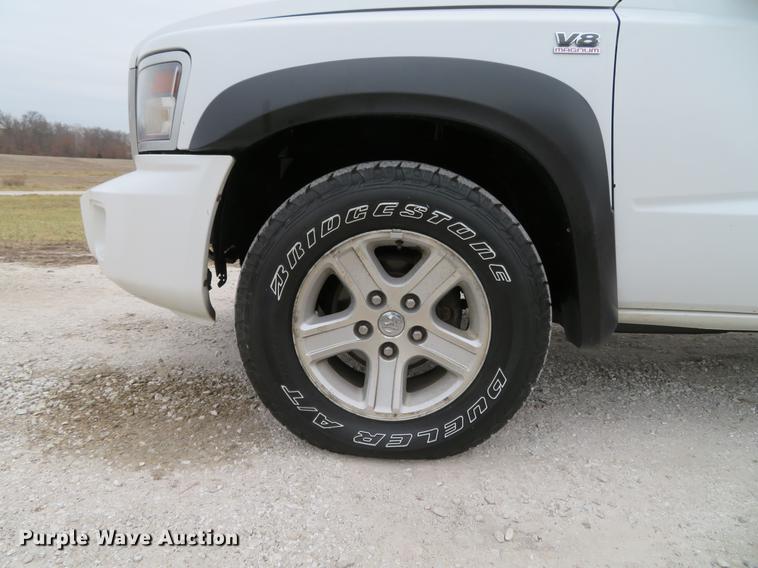 image for item DG3811 2010 Dodge Dakota Ext. Cab pickup truck