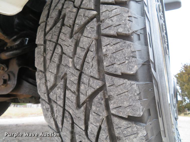 image for item DG3811 2010 Dodge Dakota Ext. Cab pickup truck