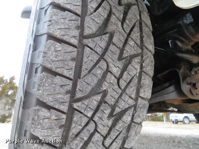 image for item DG3811 2010 Dodge Dakota Ext. Cab pickup truck