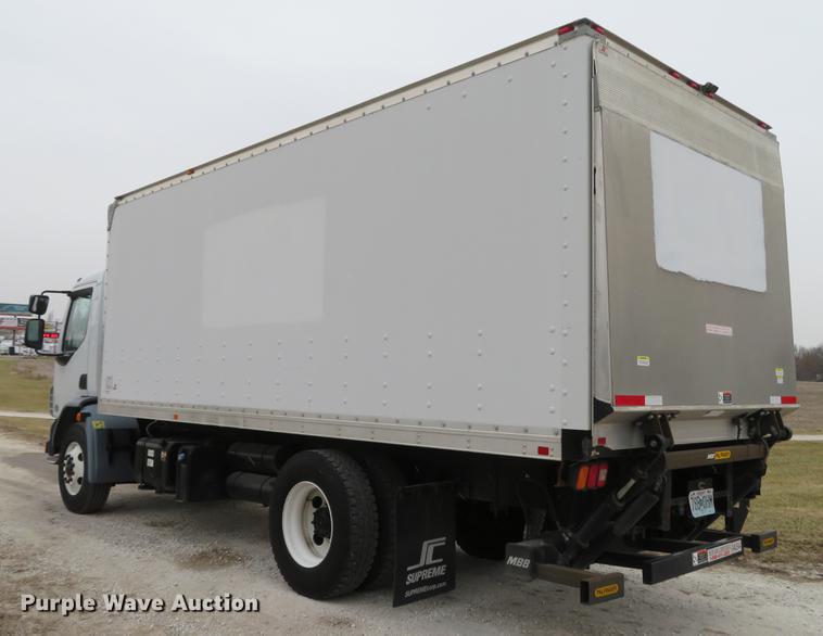 image for item DG3813 2013 Kenworth K370 box truck