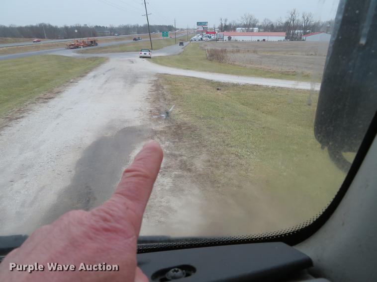 image for item DG3813 2013 Kenworth K370 box truck