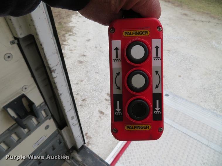 image for item DG3813 2013 Kenworth K370 box truck