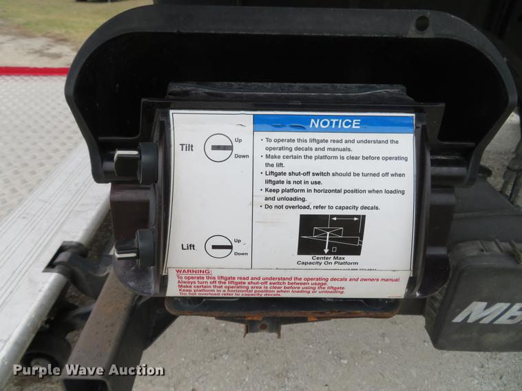 image for item DG3813 2013 Kenworth K370 box truck