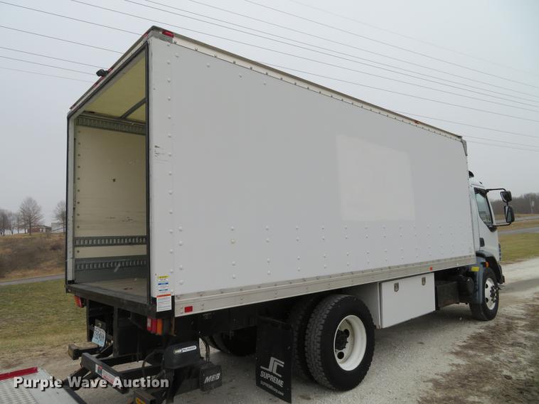 image for item DG3813 2013 Kenworth K370 box truck