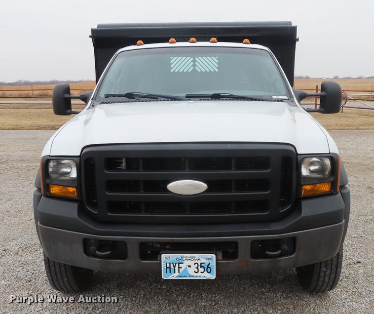 image for item DN9137 2006 Ford F550 Super Duty dump truck