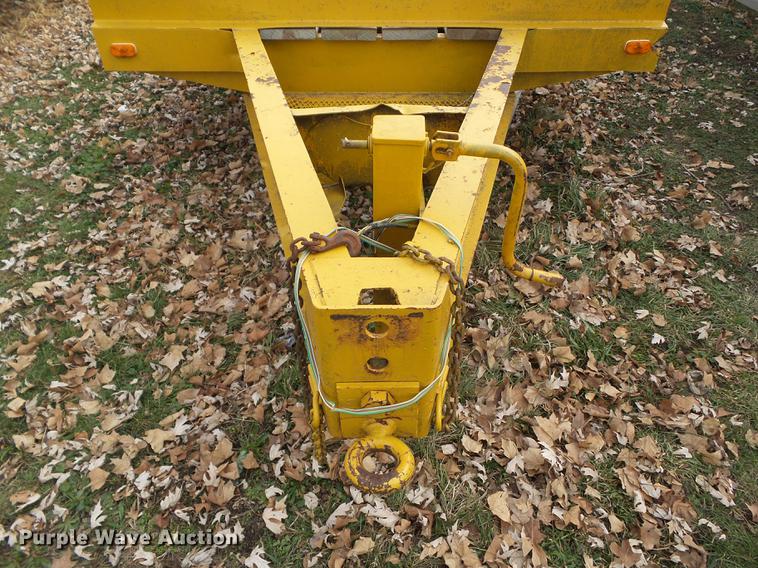 image for item EM9054 1997 shop built equipment trailer