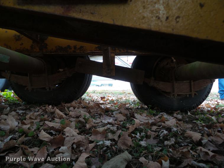 image for item EM9054 1997 shop built equipment trailer