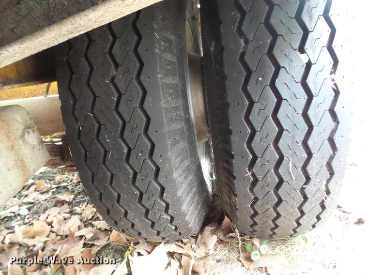 image for item EM9054 1997 shop built equipment trailer