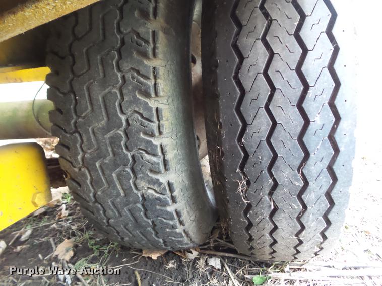 image for item EM9054 1997 shop built equipment trailer