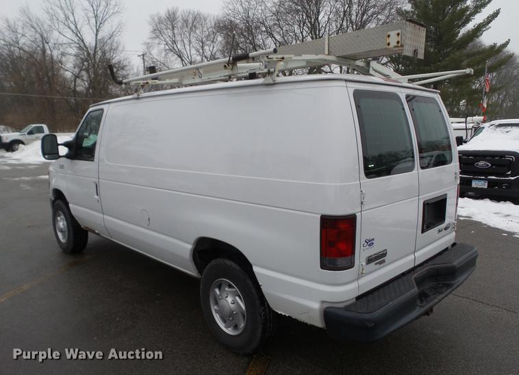 image for item EM9064 2012 Ford E350 Super Duty van