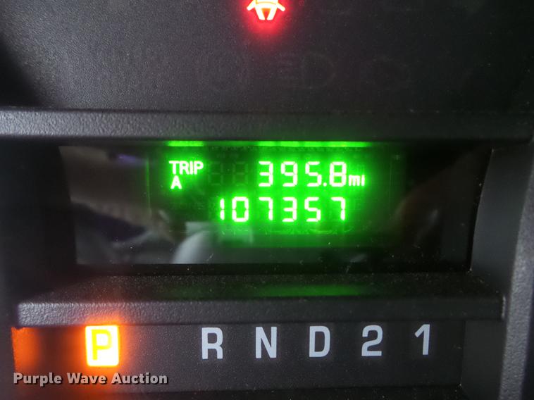 image for item EM9064 2012 Ford E350 Super Duty van