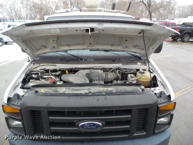 image for item EM9064 2012 Ford E350 Super Duty van