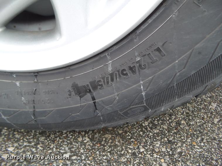 image for item EM9064 2012 Ford E350 Super Duty van