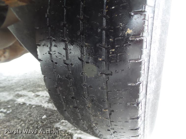 image for item EM9066 2011 Ford E350 Super Duty van