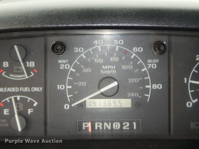 image for item ER9432 1993 Ford Bronco SUV