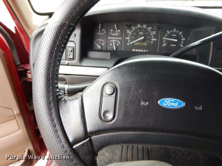 image for item ER9432 1993 Ford Bronco SUV