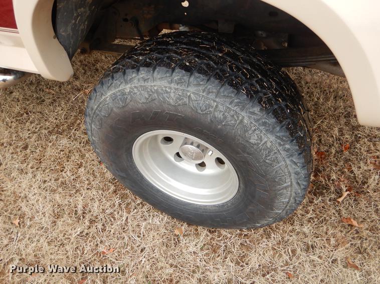 image for item ER9432 1993 Ford Bronco SUV