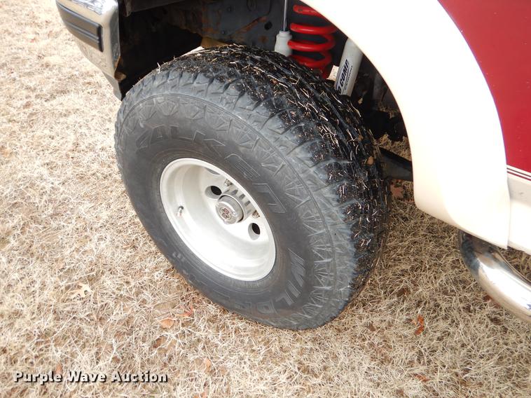 image for item ER9432 1993 Ford Bronco SUV