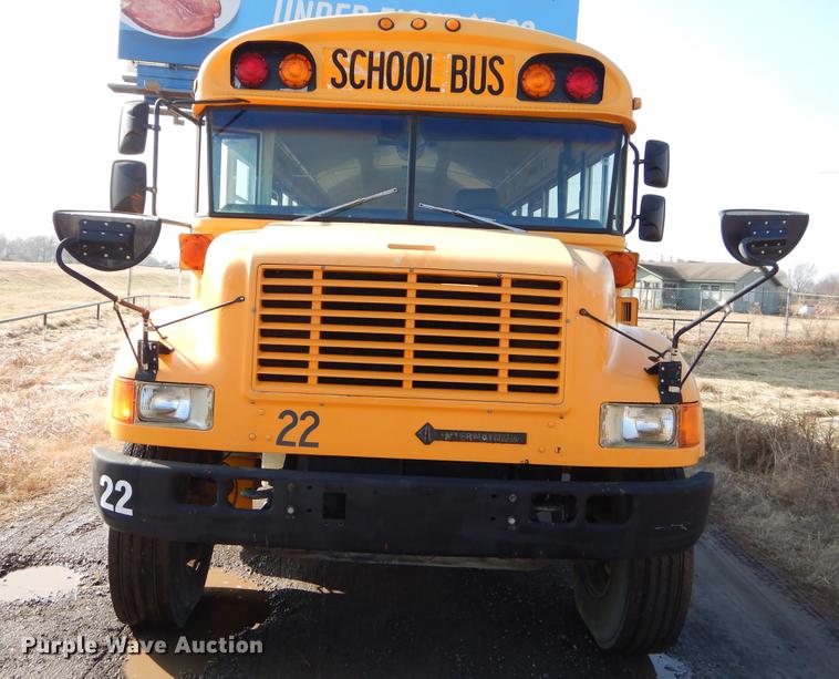 image for item ER9442 1997 International 3800 school bus