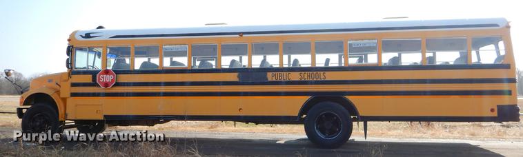 image for item ER9442 1997 International 3800 school bus