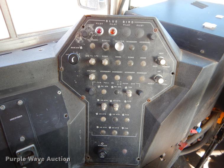 image for item ER9442 1997 International 3800 school bus