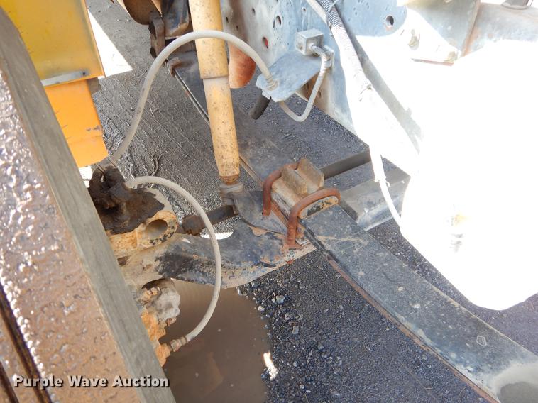 image for item ER9442 1997 International 3800 school bus