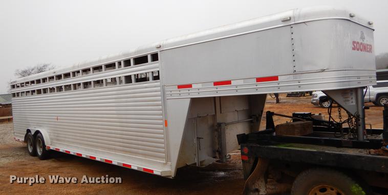 image for item ER9445 2015 Sooner SR7628 livestock trailer