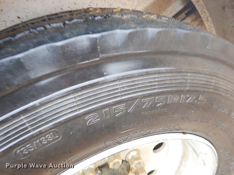 image for item ER9445 2015 Sooner SR7628 livestock trailer