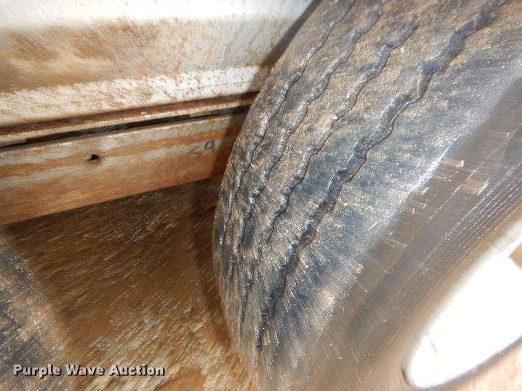 image for item ER9445 2015 Sooner SR7628 livestock trailer