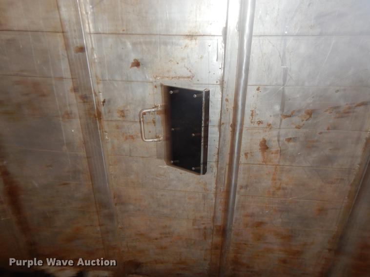 image for item ER9445 2015 Sooner SR7628 livestock trailer