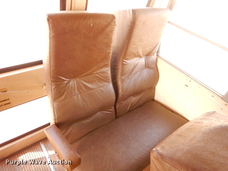 image for item ER9451 1991 Blue Bird school bus