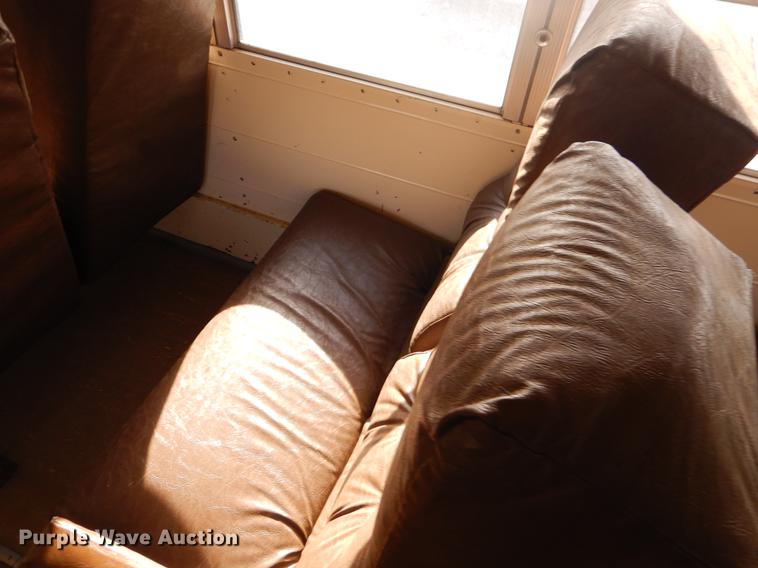 image for item ER9451 1991 Blue Bird school bus