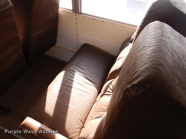 image for item ER9451 1991 Blue Bird school bus