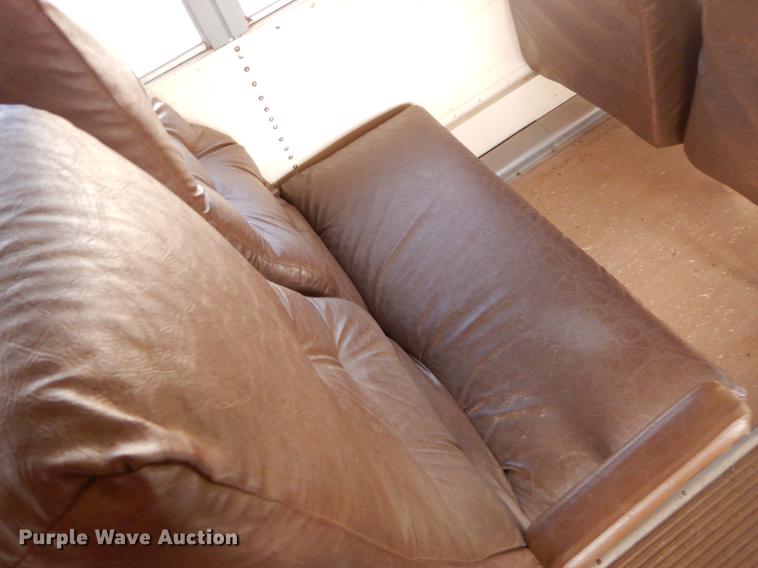 image for item ER9451 1991 Blue Bird school bus