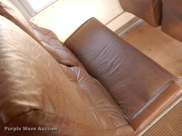 image for item ER9451 1991 Blue Bird school bus