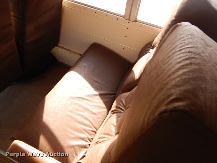 image for item ER9451 1991 Blue Bird school bus