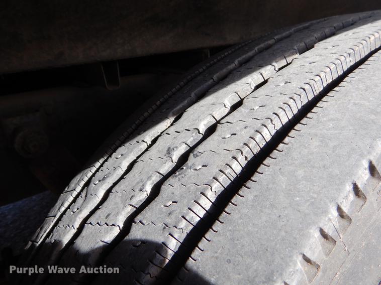 image for item ER9451 1991 Blue Bird school bus