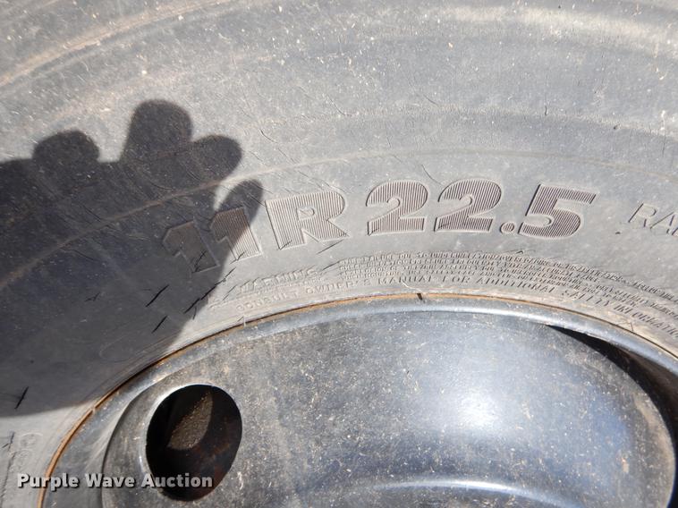 image for item ER9451 1991 Blue Bird school bus