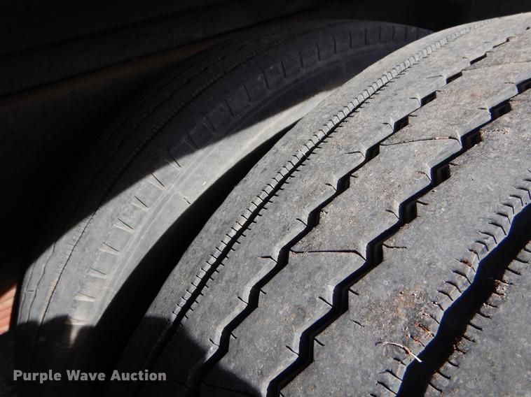 image for item ER9451 1991 Blue Bird school bus