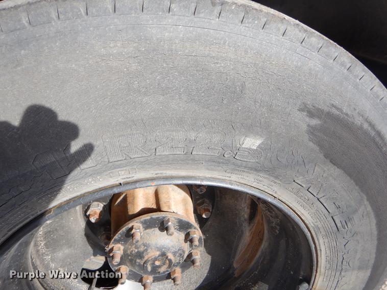 image for item ER9451 1991 Blue Bird school bus