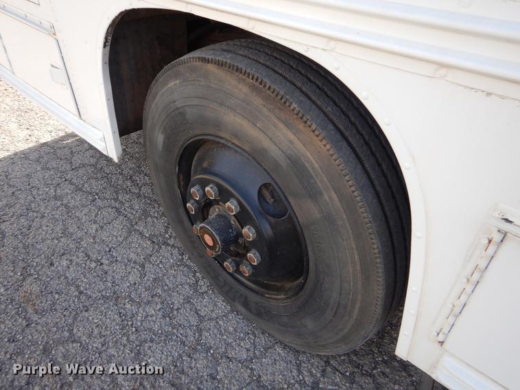 image for item ER9451 1991 Blue Bird school bus