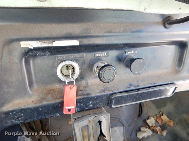 image for item ER9452 1988 Chevrolet school bus