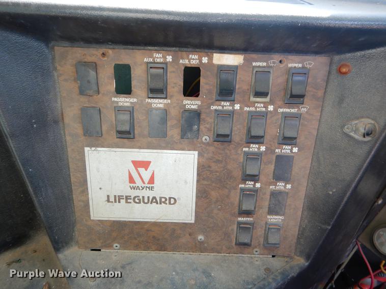 image for item ER9452 1988 Chevrolet school bus