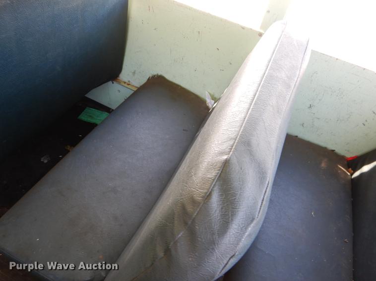 image for item ER9452 1988 Chevrolet school bus