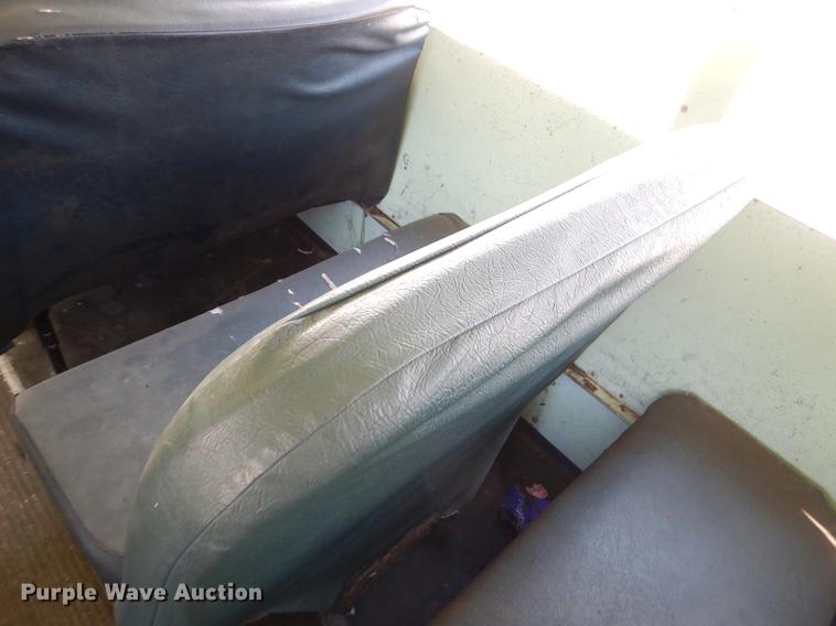 image for item ER9452 1988 Chevrolet school bus