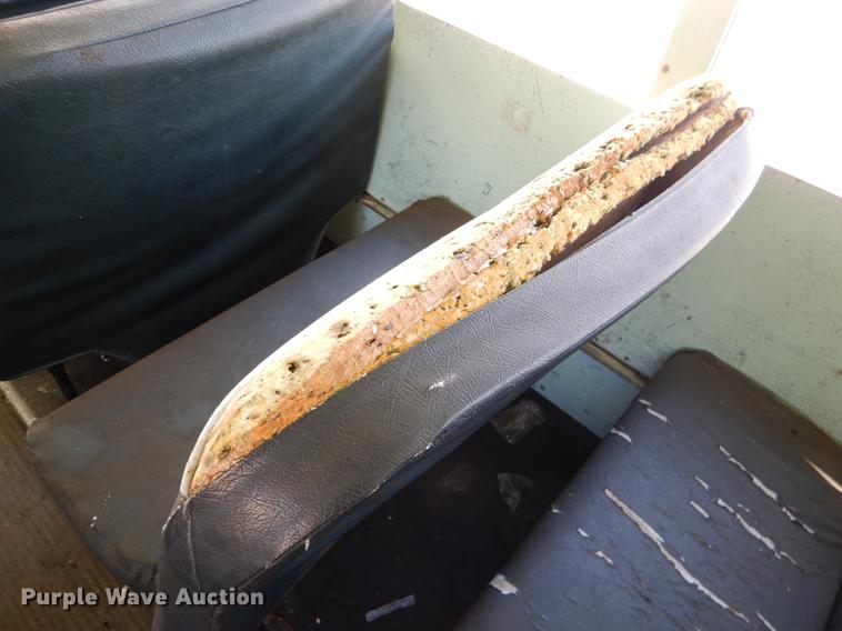 image for item ER9452 1988 Chevrolet school bus