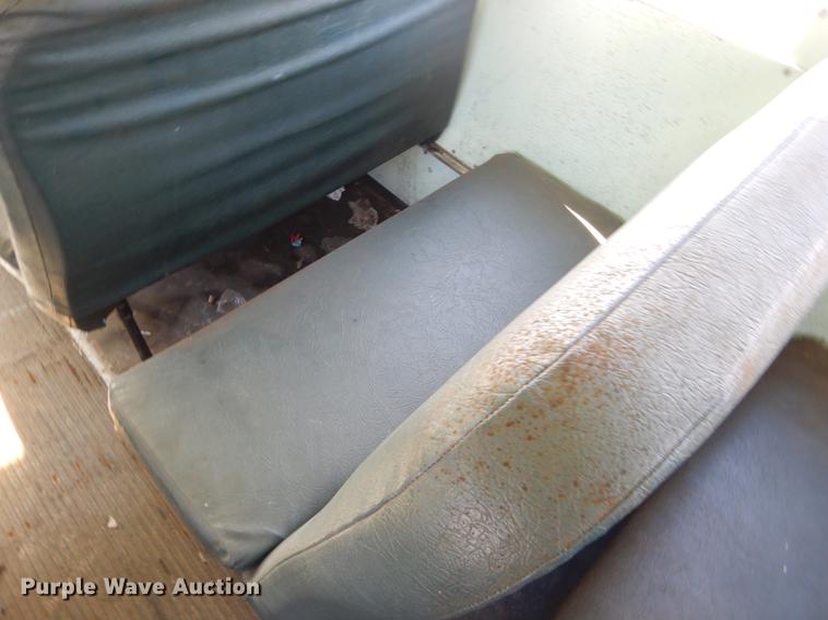 image for item ER9452 1988 Chevrolet school bus