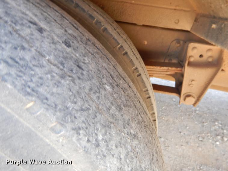 image for item ER9452 1988 Chevrolet school bus